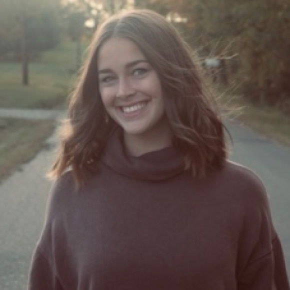 Meet your Posher, Bailey - Picture 1 of 1